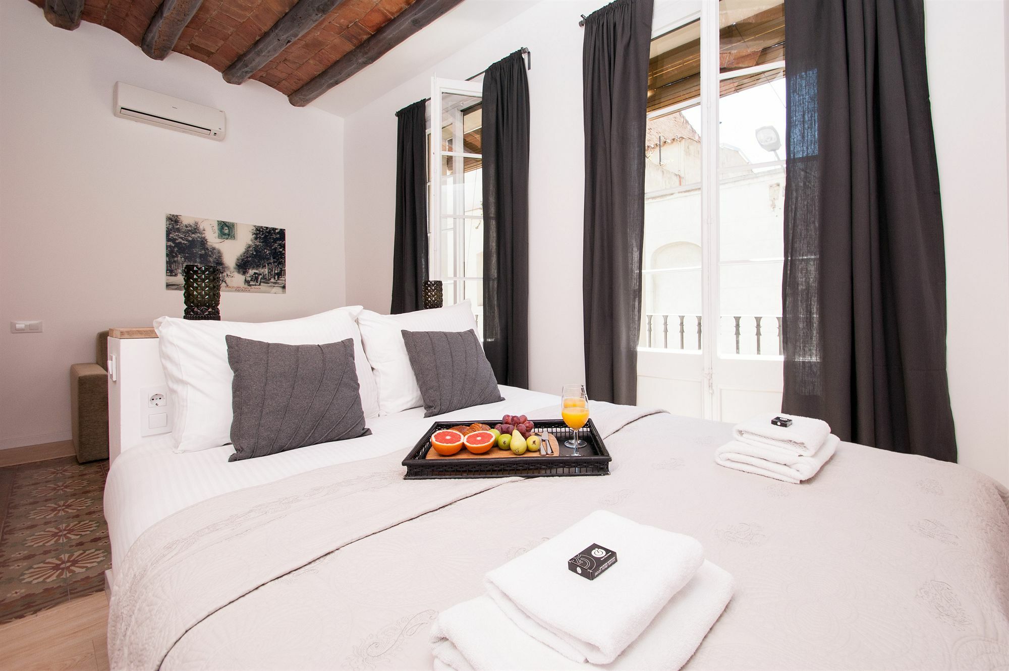 Short Stay Group Gracia Serviced Apartments Βαρκελώνη Εξωτερικό φωτογραφία